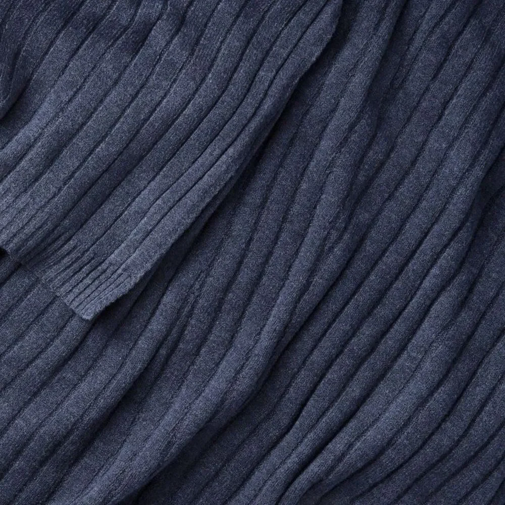 Plush Ribbed Knit Throw Blanket - Navy